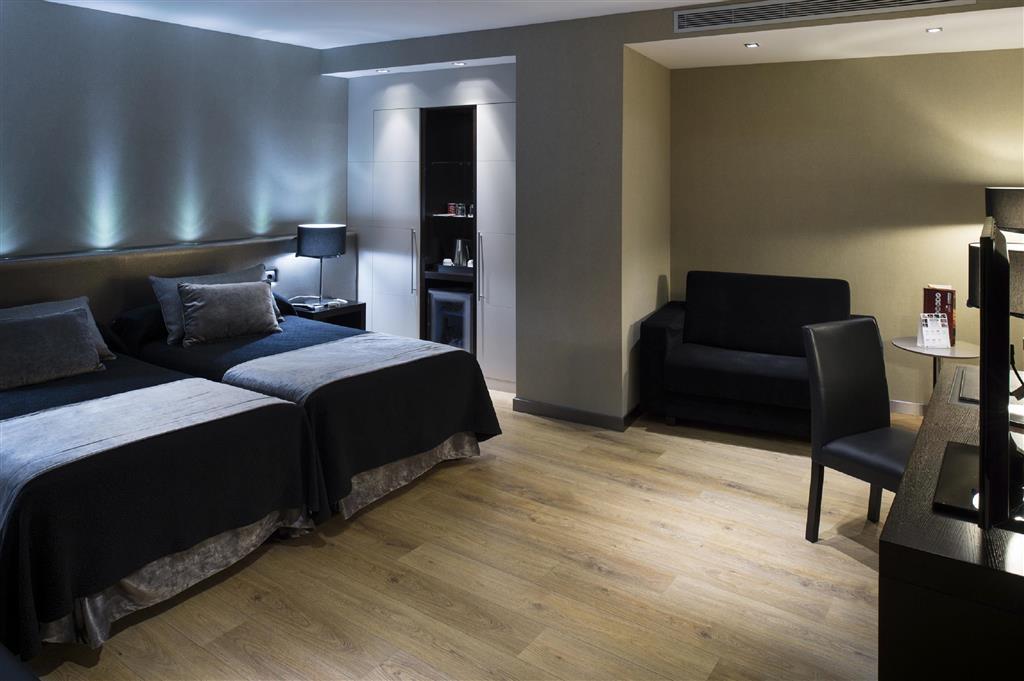Hotel Catalonia Avinyo Barcellona Camera foto